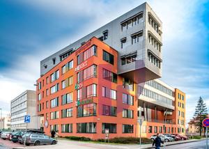 Foto East Building Office Center